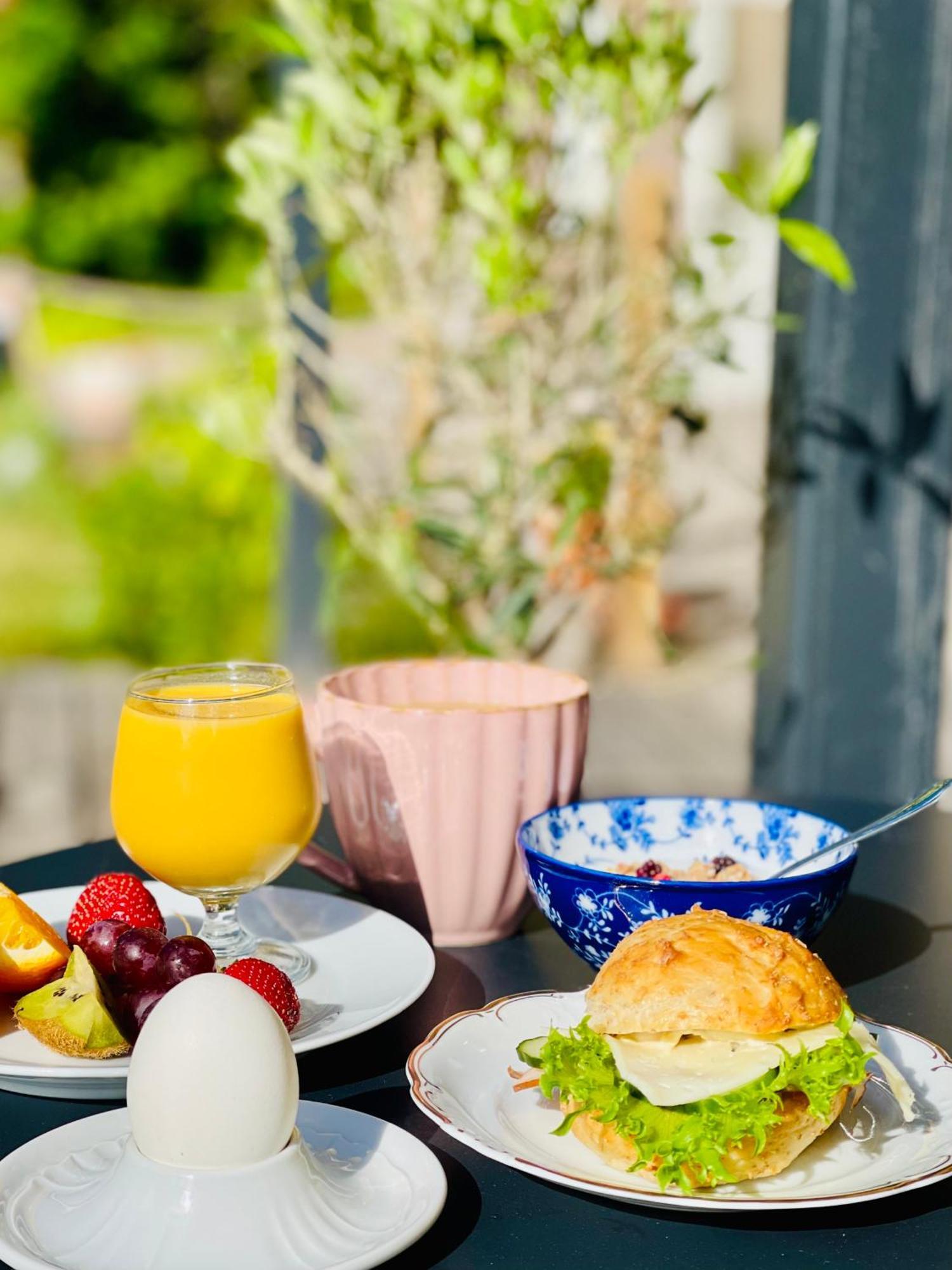 Villa Vintage B&B Науво Екстер'єр фото